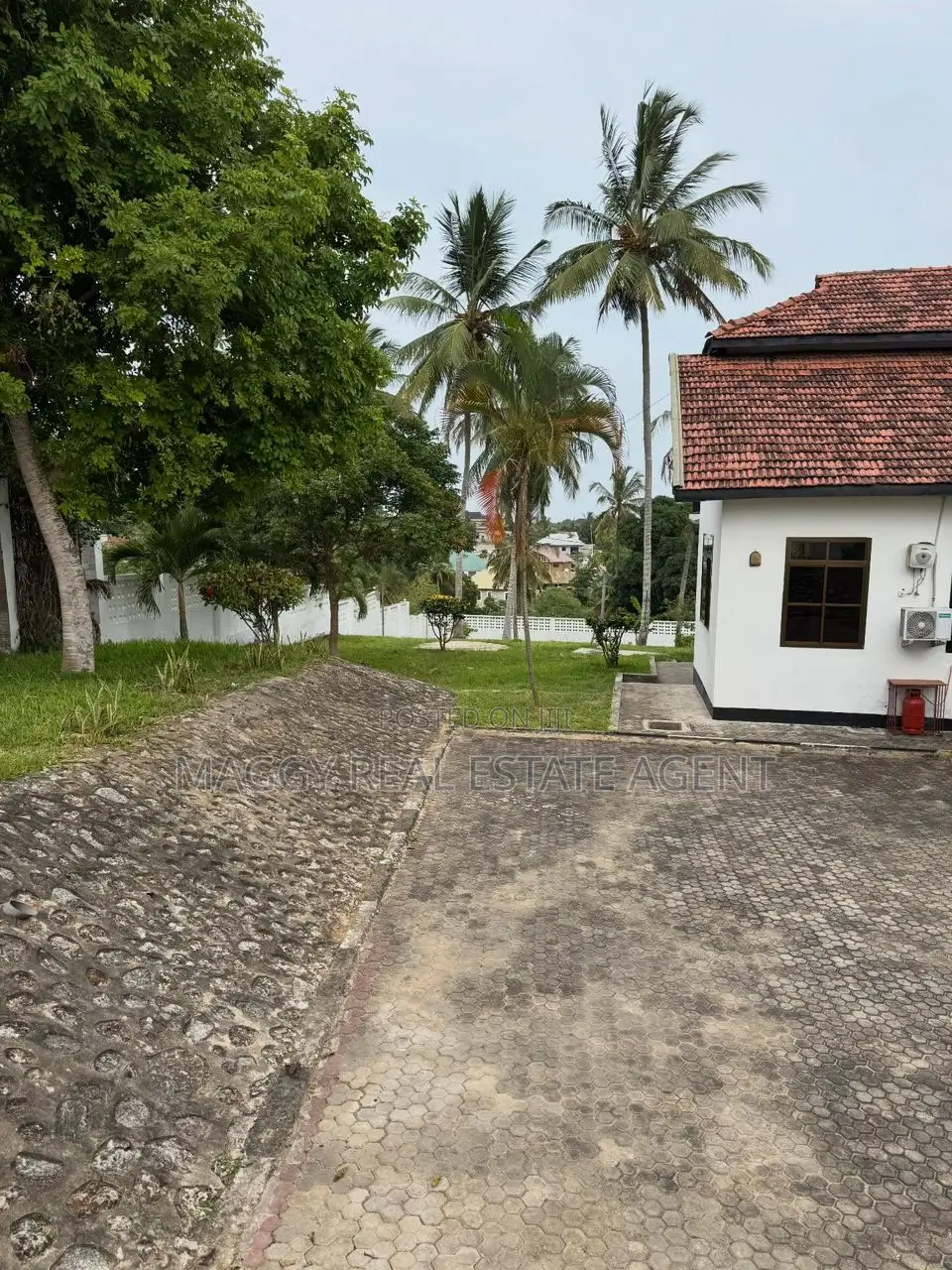 4bdrm House in Goba Kinzudi for rent