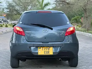 Mazda Demio 2011 Gray