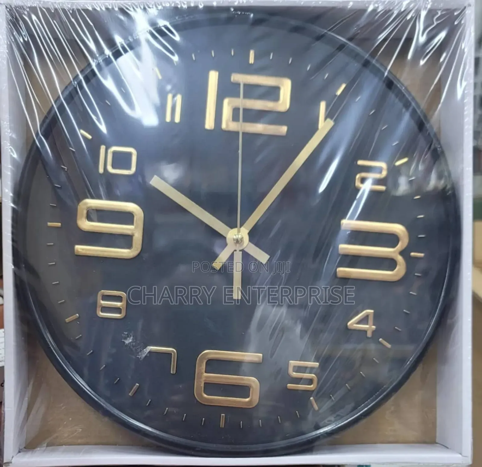 High Quality Wall Clock 
Saa Ya Ukutani
