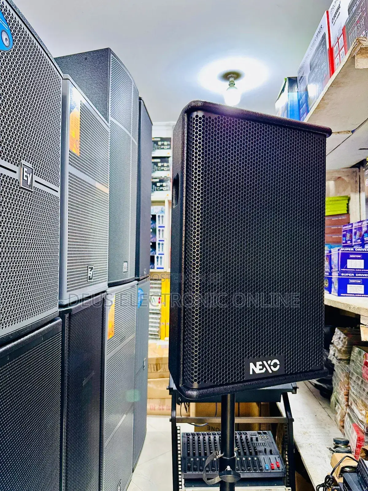 *Monitor Inch 12” {Brand Nexo}*
_