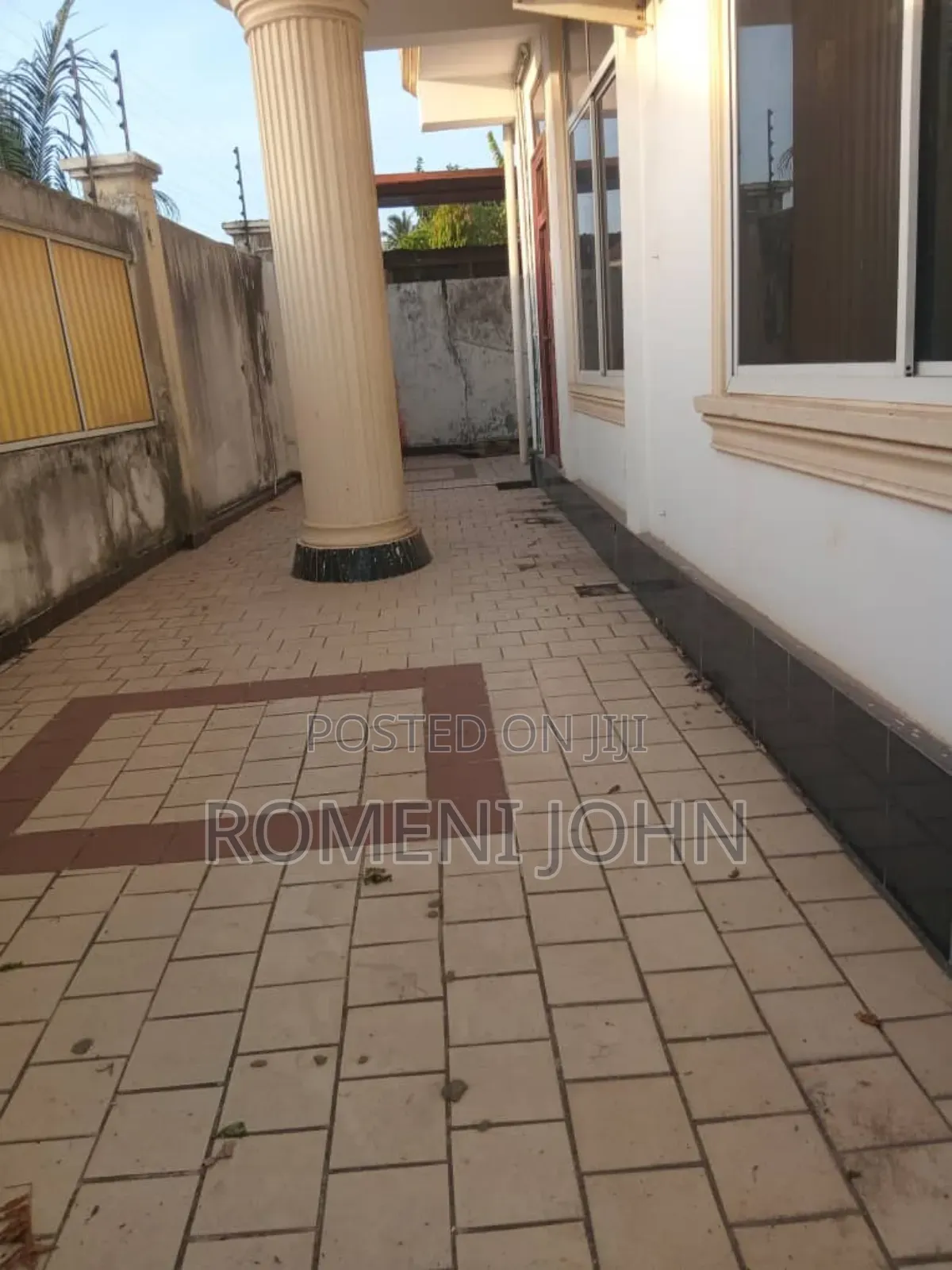 4bdrm Block of Flats in Tanzania Daresalaam, Ilala for sale