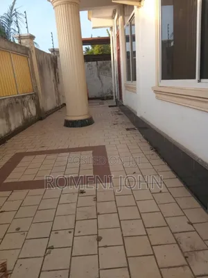 4bdrm Block of Flats in Tanzania Daresalaam, Ilala for sale