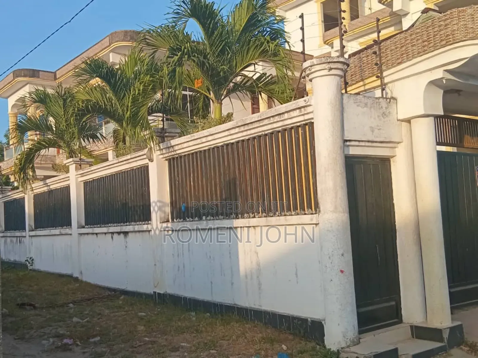 4bdrm Block of Flats in Tanzania Daresalaam, Ilala for sale