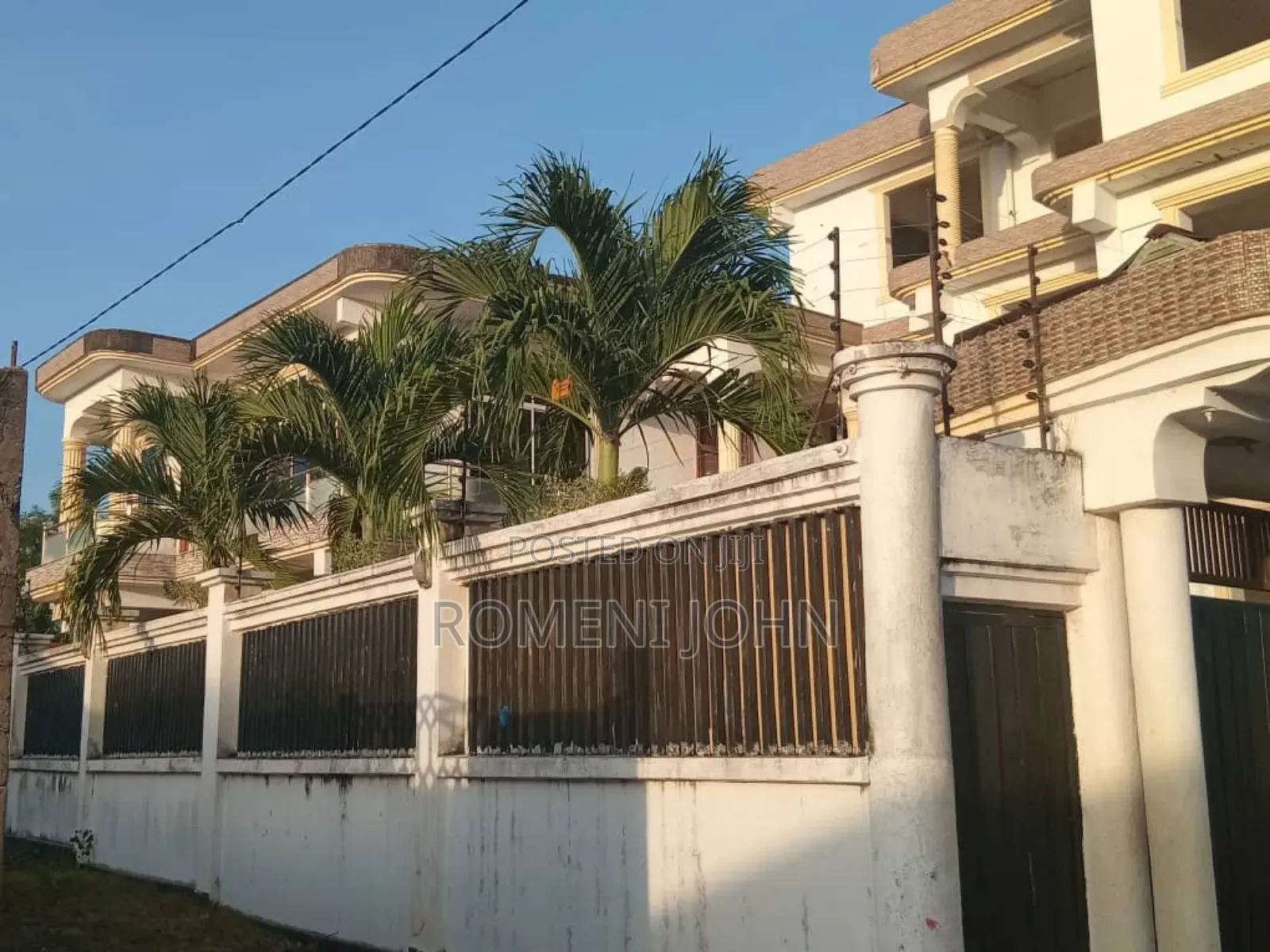 4bdrm Block of Flats in Tanzania Daresalaam, Ilala for sale