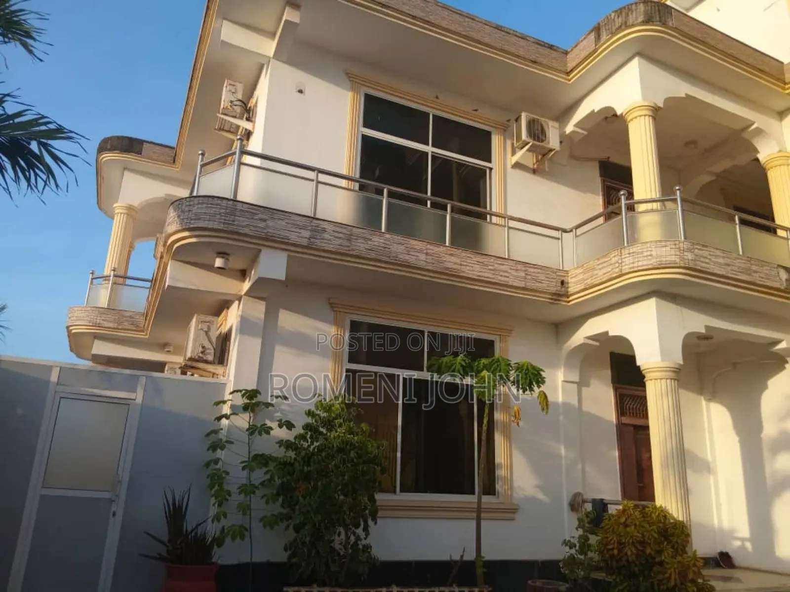 4bdrm Block of Flats in Tanzania Daresalaam, Ilala for sale