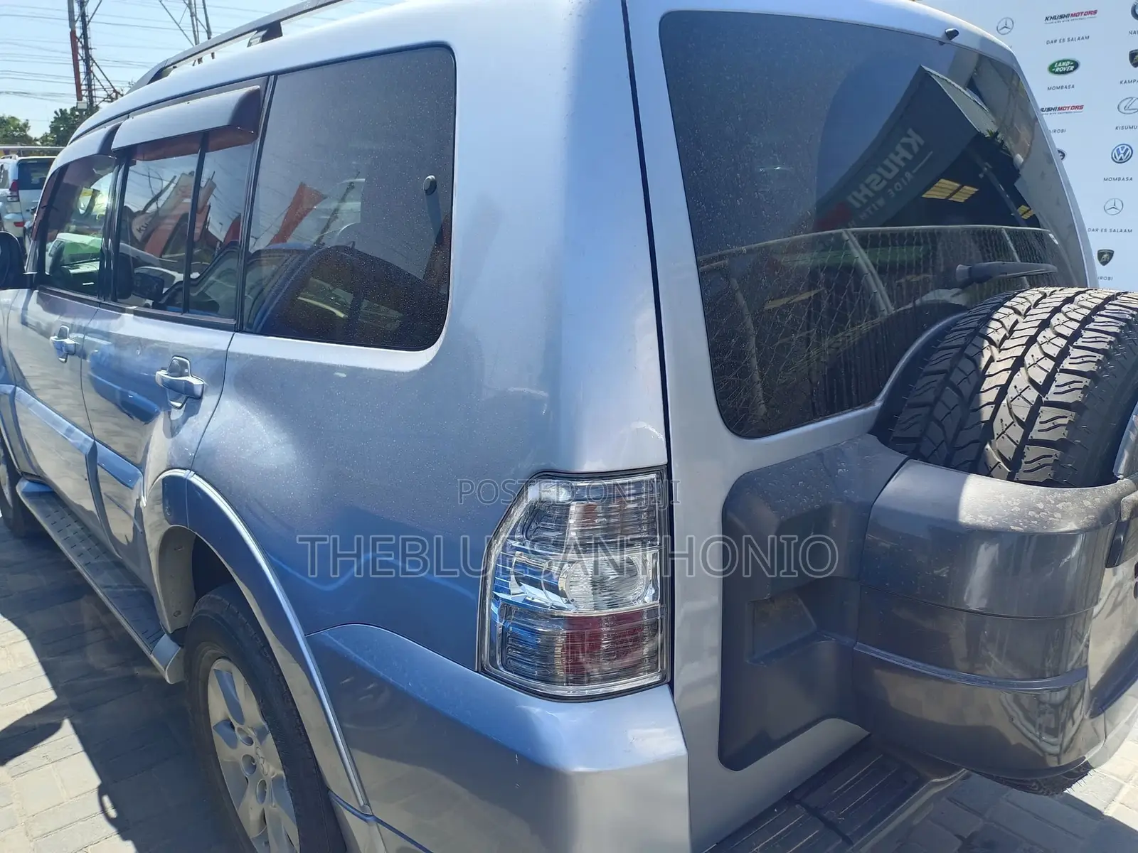 Mitsubishi Pajero 2014 Silver
