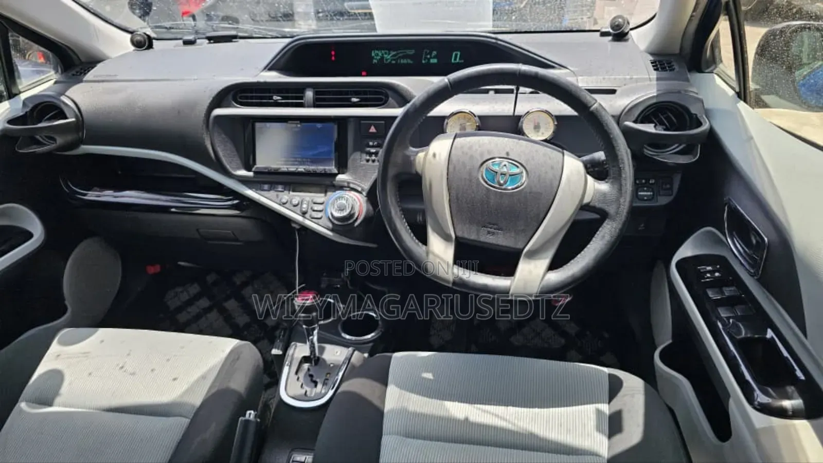 Toyota Aqua 2012 Blue