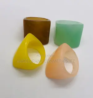 Square-Haped Acrylic or Resin Fashion Ring
