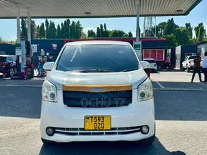 Toyota Noah 2008 White