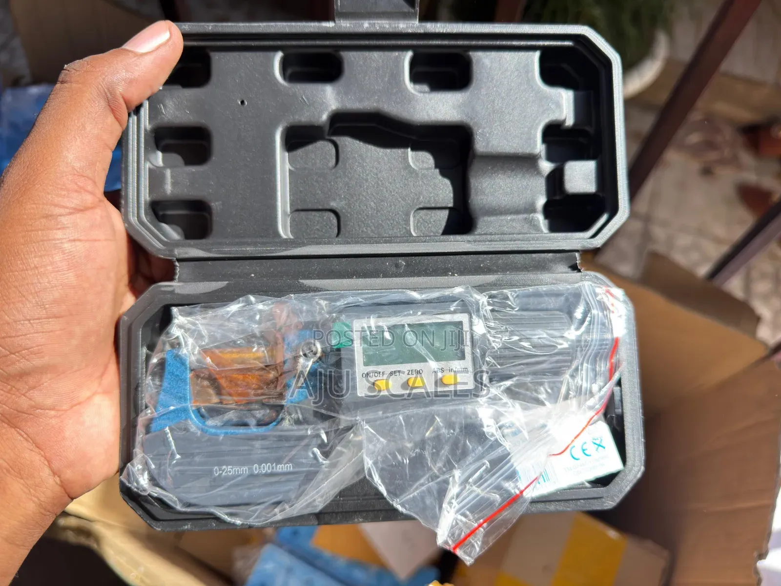Digital Micrometer Screw Gauge.