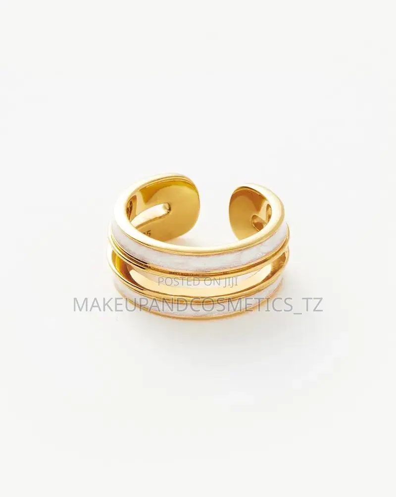 Set of Gold-Toned Open Rings