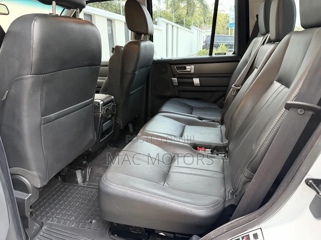 Land Rover Discovery 2014 Black