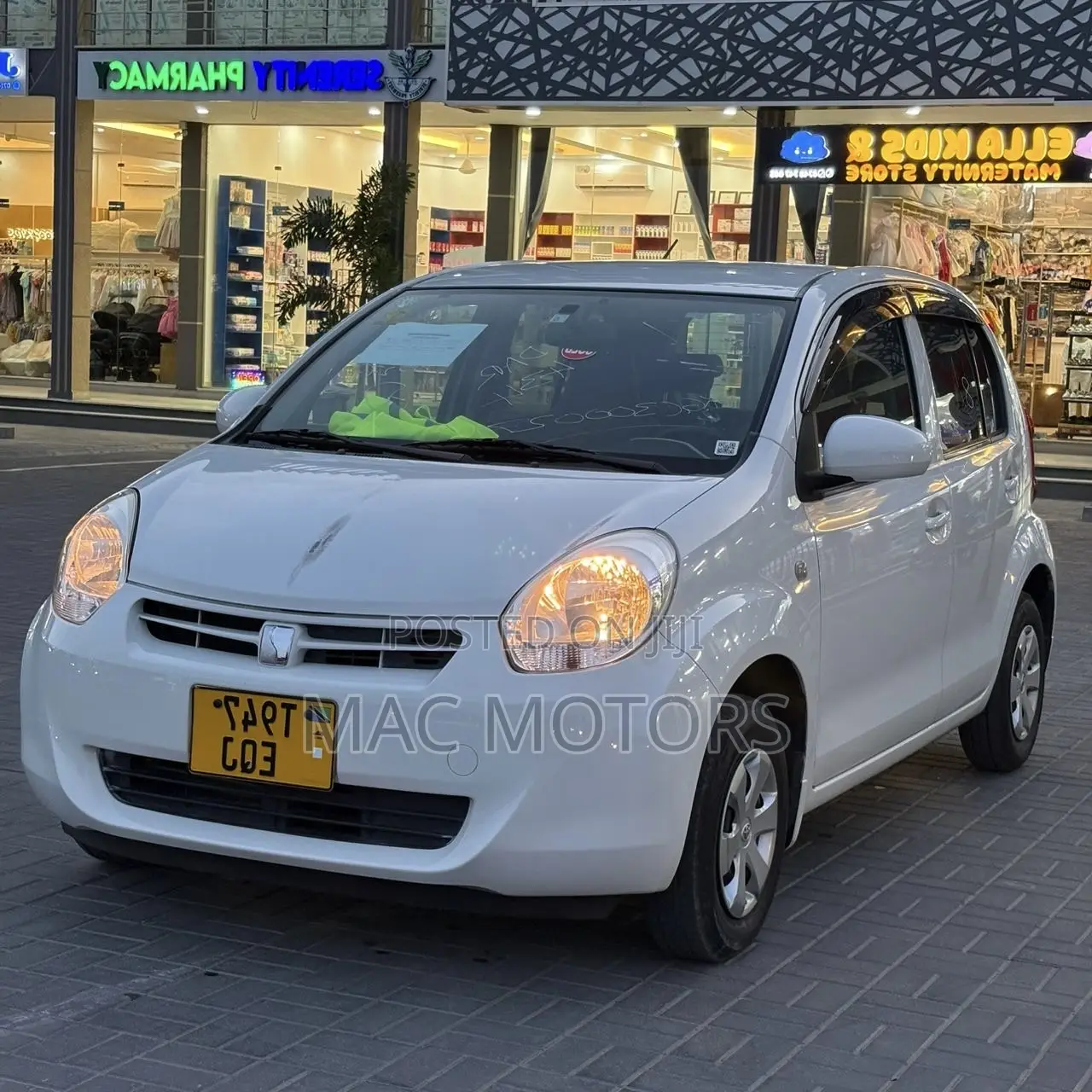 Toyota Passo 2011 White