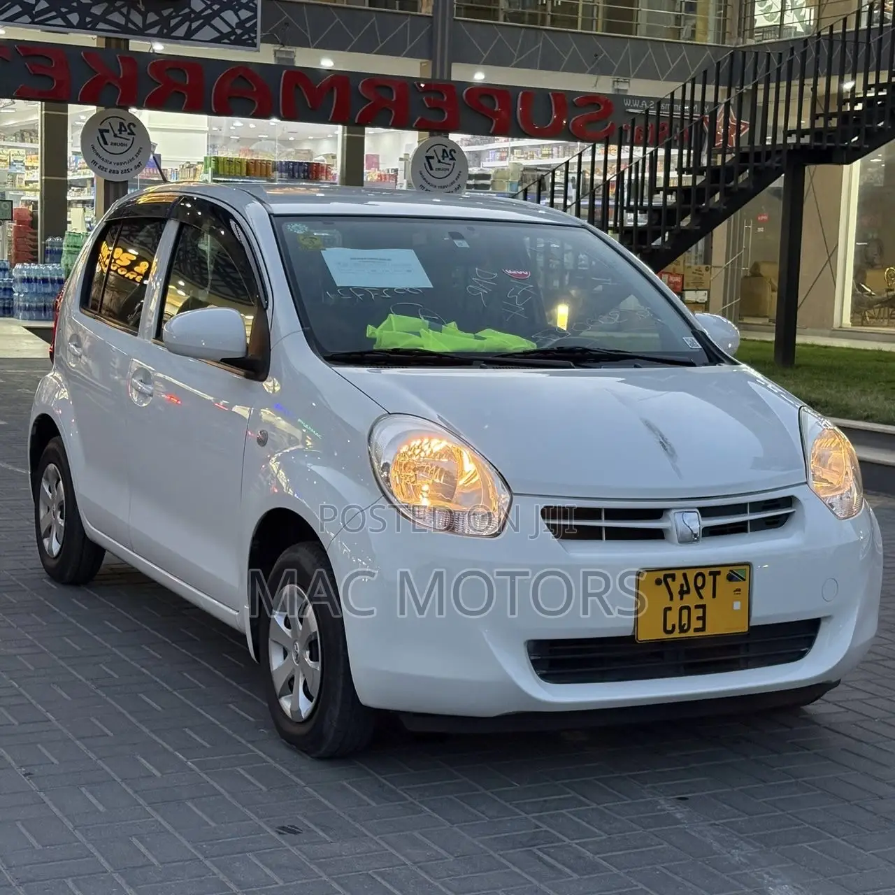 Toyota Passo 2011 White