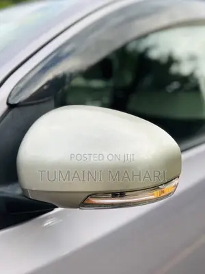 Toyota Passo 2011 Silver