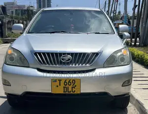 Toyota Harrier 2011 Silver