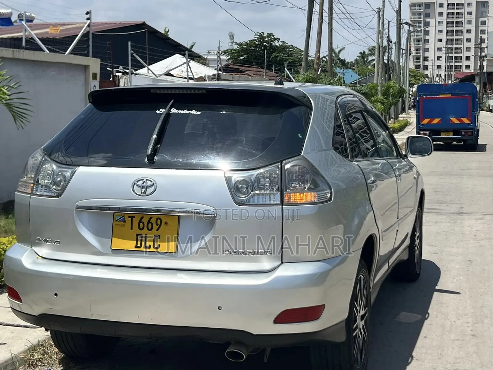 Toyota Harrier 2011 Silver