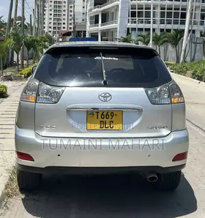 Toyota Harrier 2011 Silver