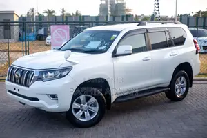 Toyota Land Cruiser Prado 2.8 2019 White