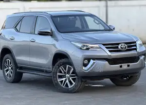 Toyota Fortuner 2019 Gray