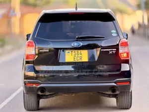 Subaru Forester 2.0XT Premium 4dr SUV AWD (2.0L 4cyl Turbo CVT) 2014