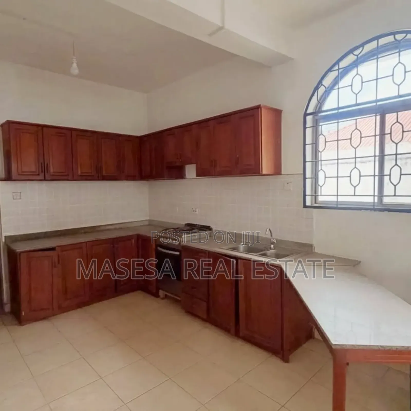 5bdrm Bungalow in Msasani for sale