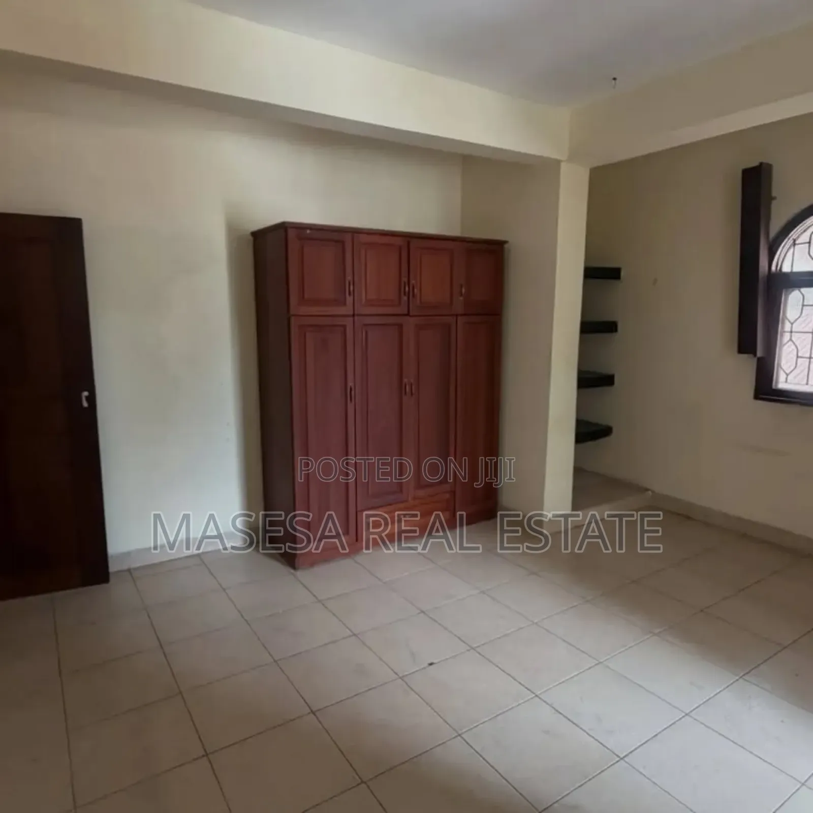 5bdrm Bungalow in Msasani for sale