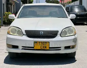 Toyota Mark II Blit 2004 White