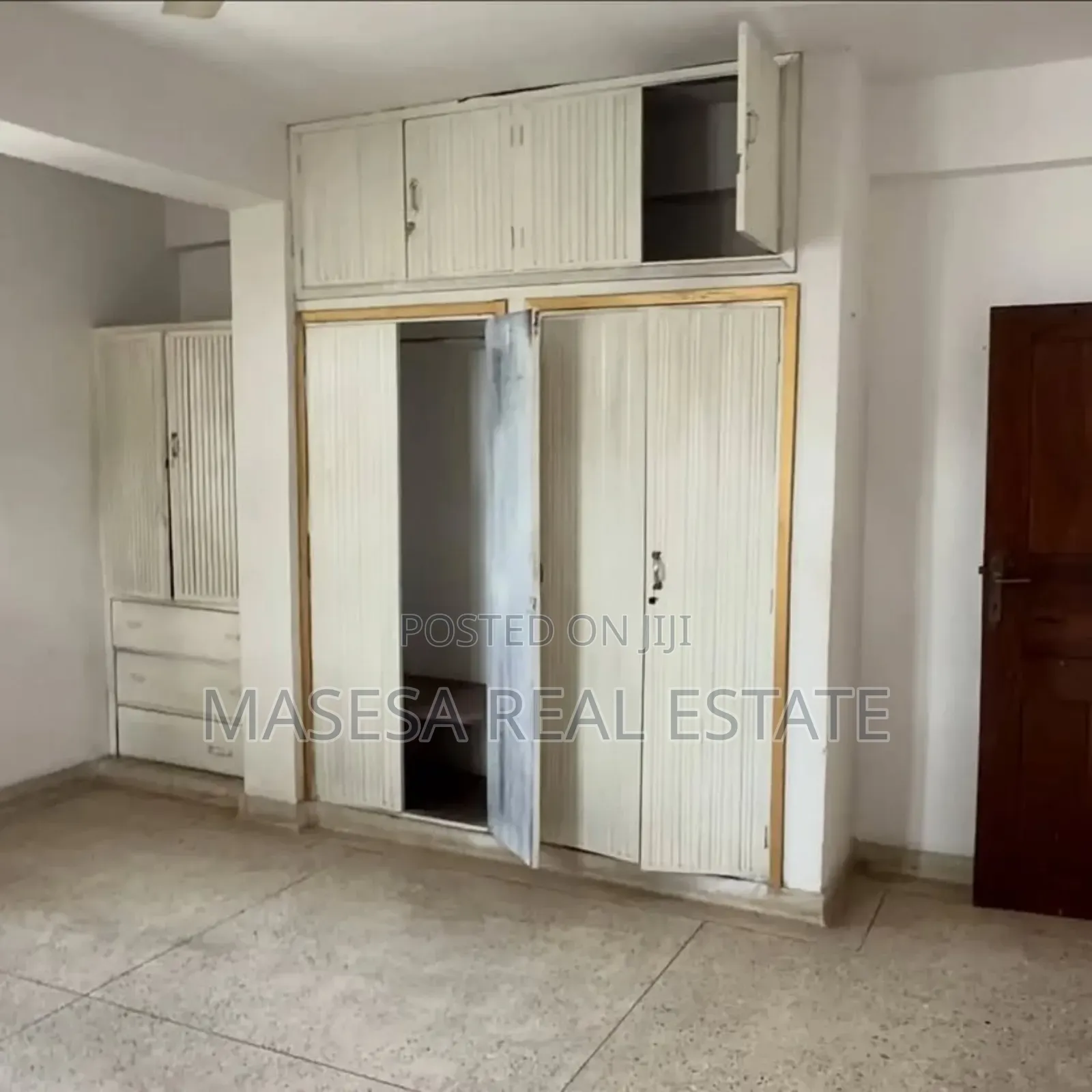 5bdrm Bungalow in Msasani for sale
