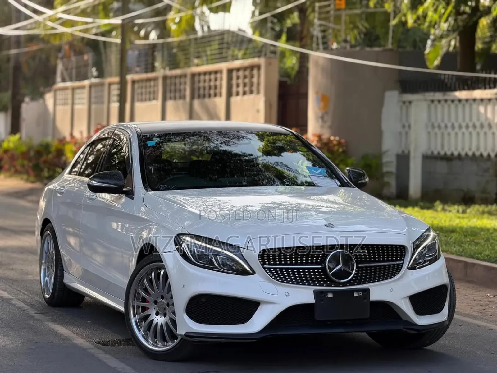 Mercedes-Benz C200 2014 Off white