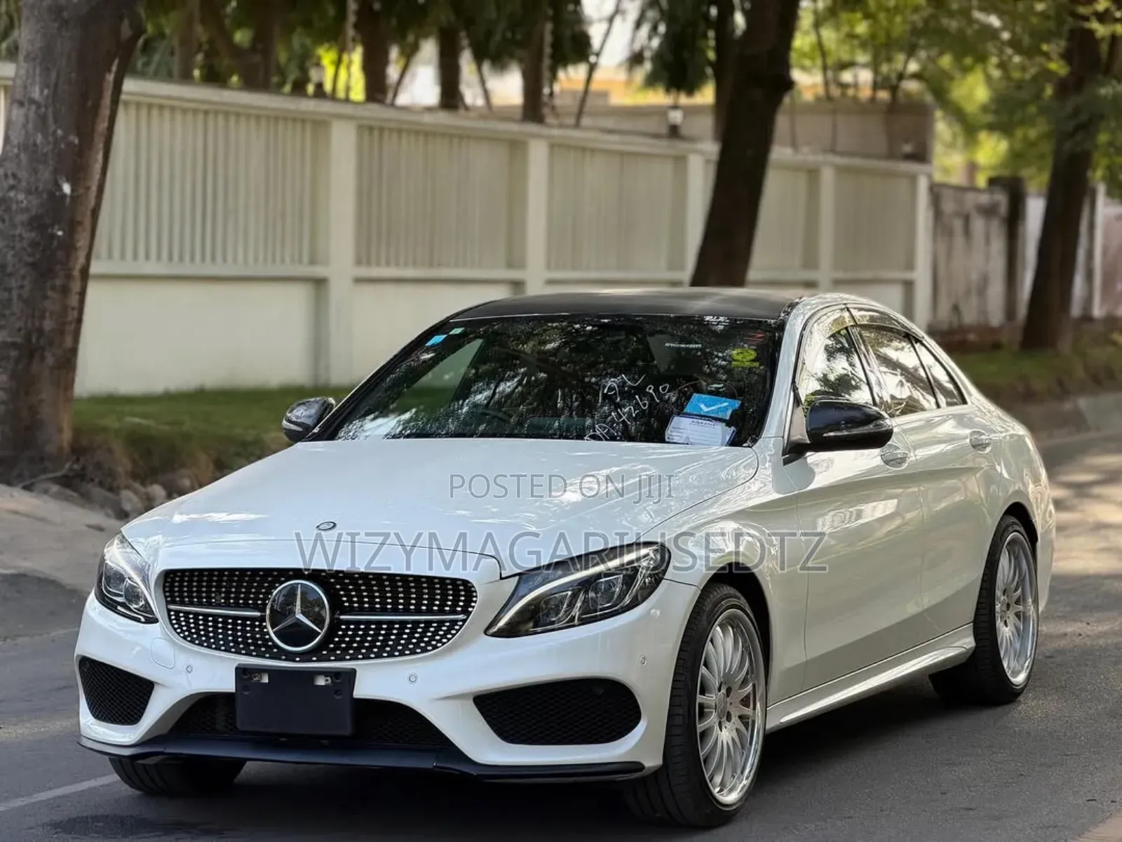 Mercedes-Benz C200 2014 Off white