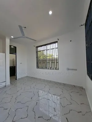 3bdrm Apartment in Goba Makongo Rd for rent