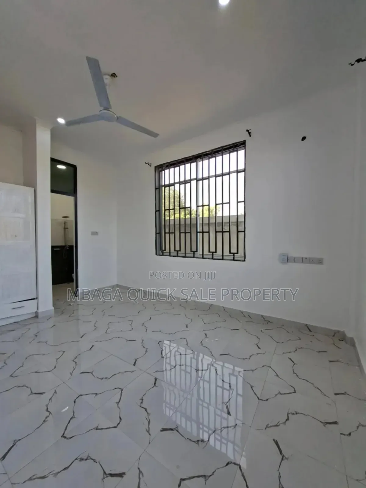 3bdrm Apartment in Goba Makongo Rd for rent