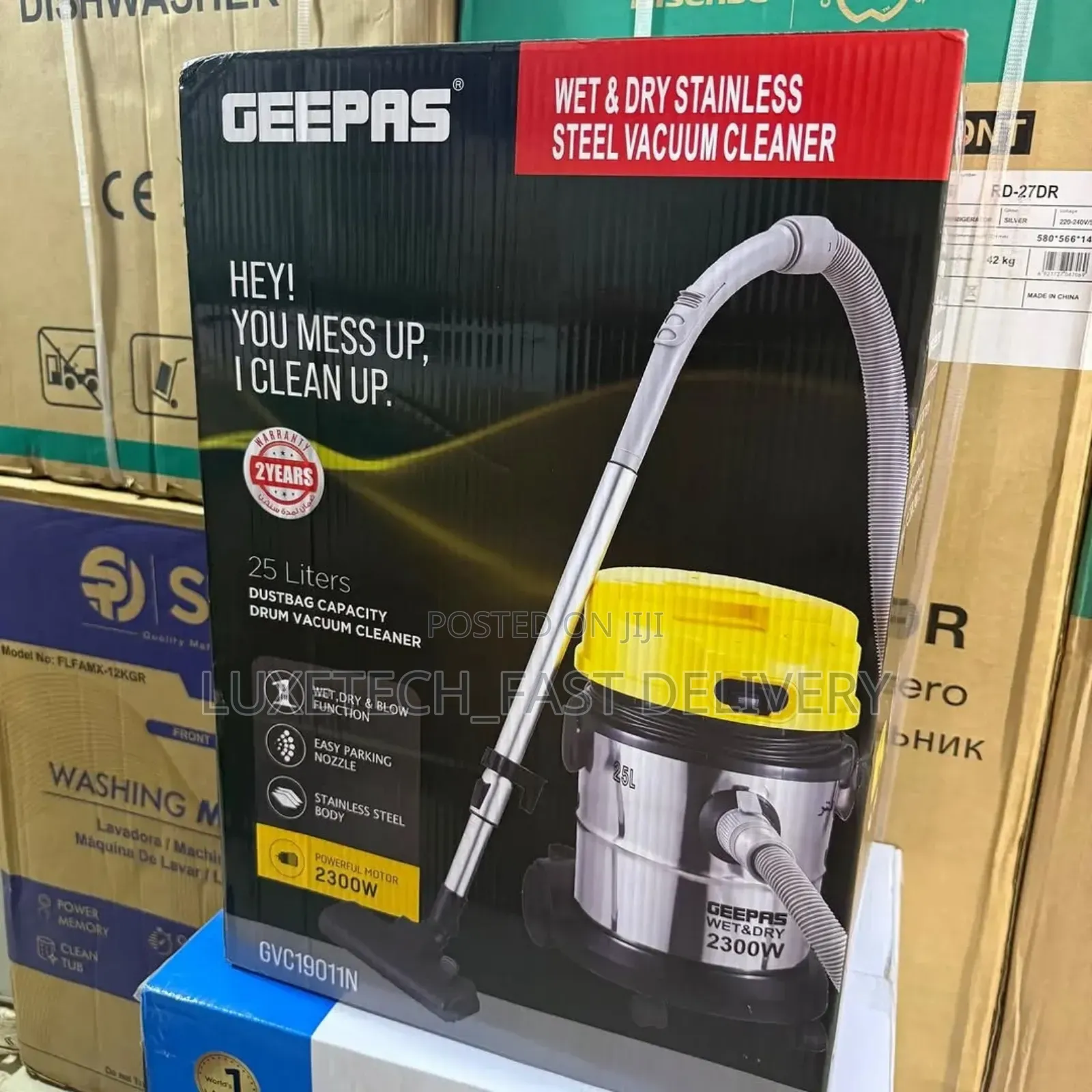 Geepas Wet and Dry Vacuum Cleaner 25-Liters With Blower