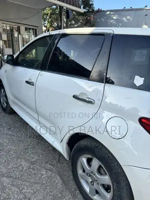 Toyota IST 2006 White