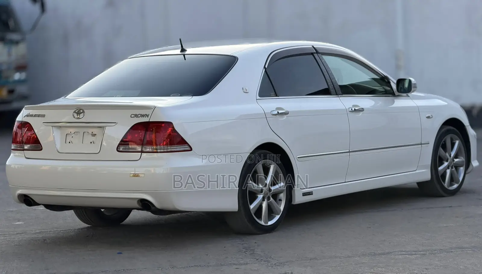 Toyota Crown 2005 Off white