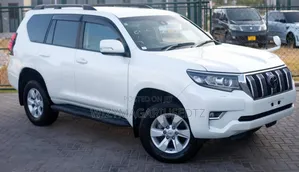 Toyota Land Cruiser Prado 2019 Off white