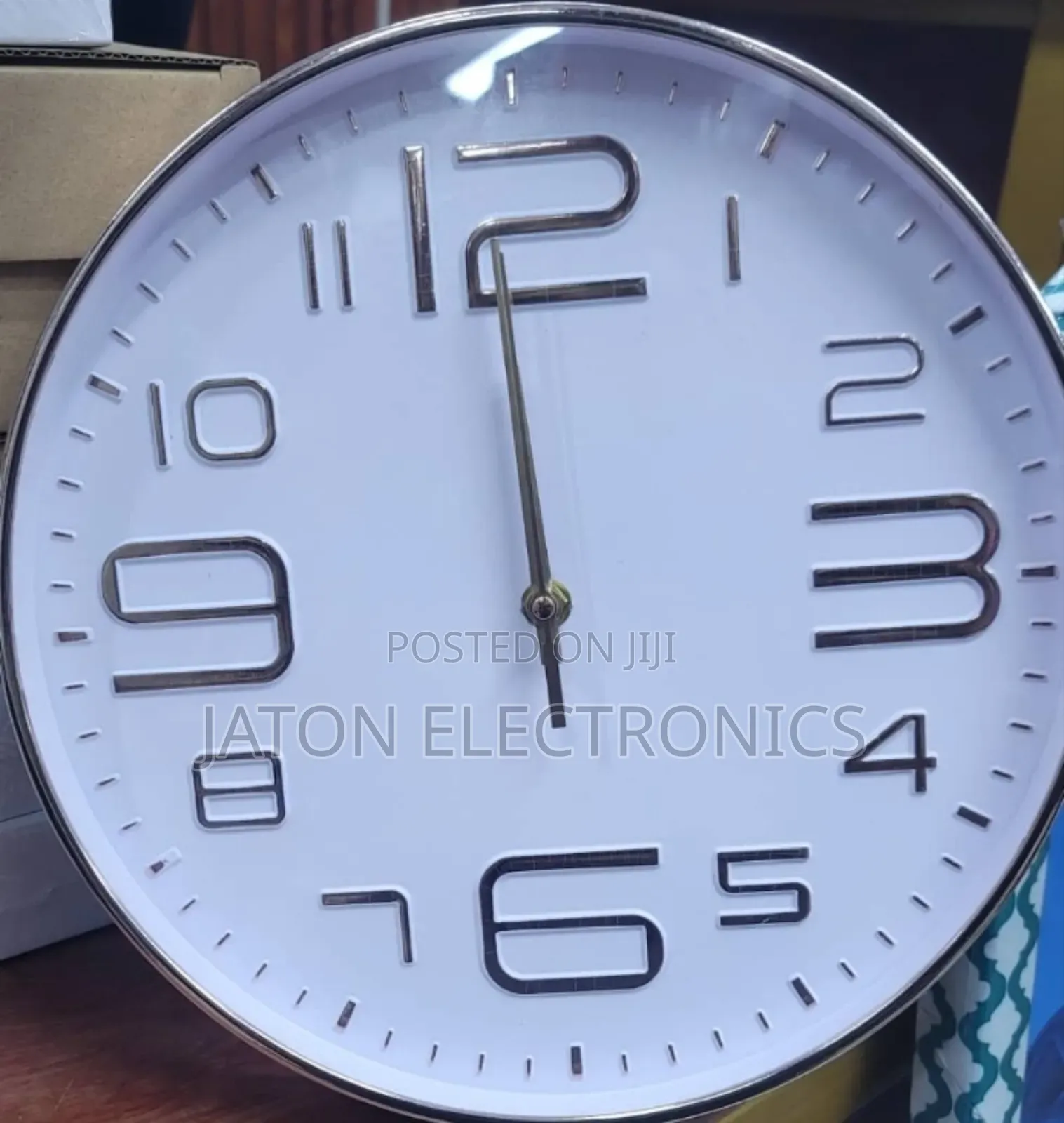 New Quartz Wall Watch