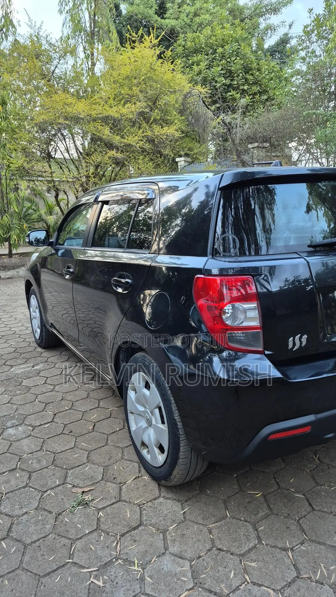 Toyota IST 2009 Black