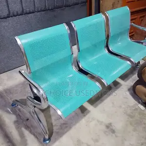 Wait Chair Nzurii