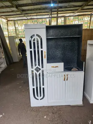 Kabatii La Milango Miwili White