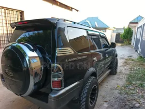 Toyota Land Cruiser Prado 2006 Black