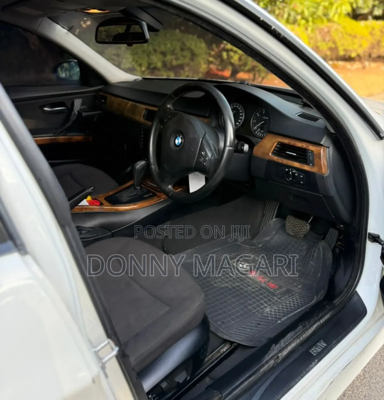 BMW 3 Series 2010 White