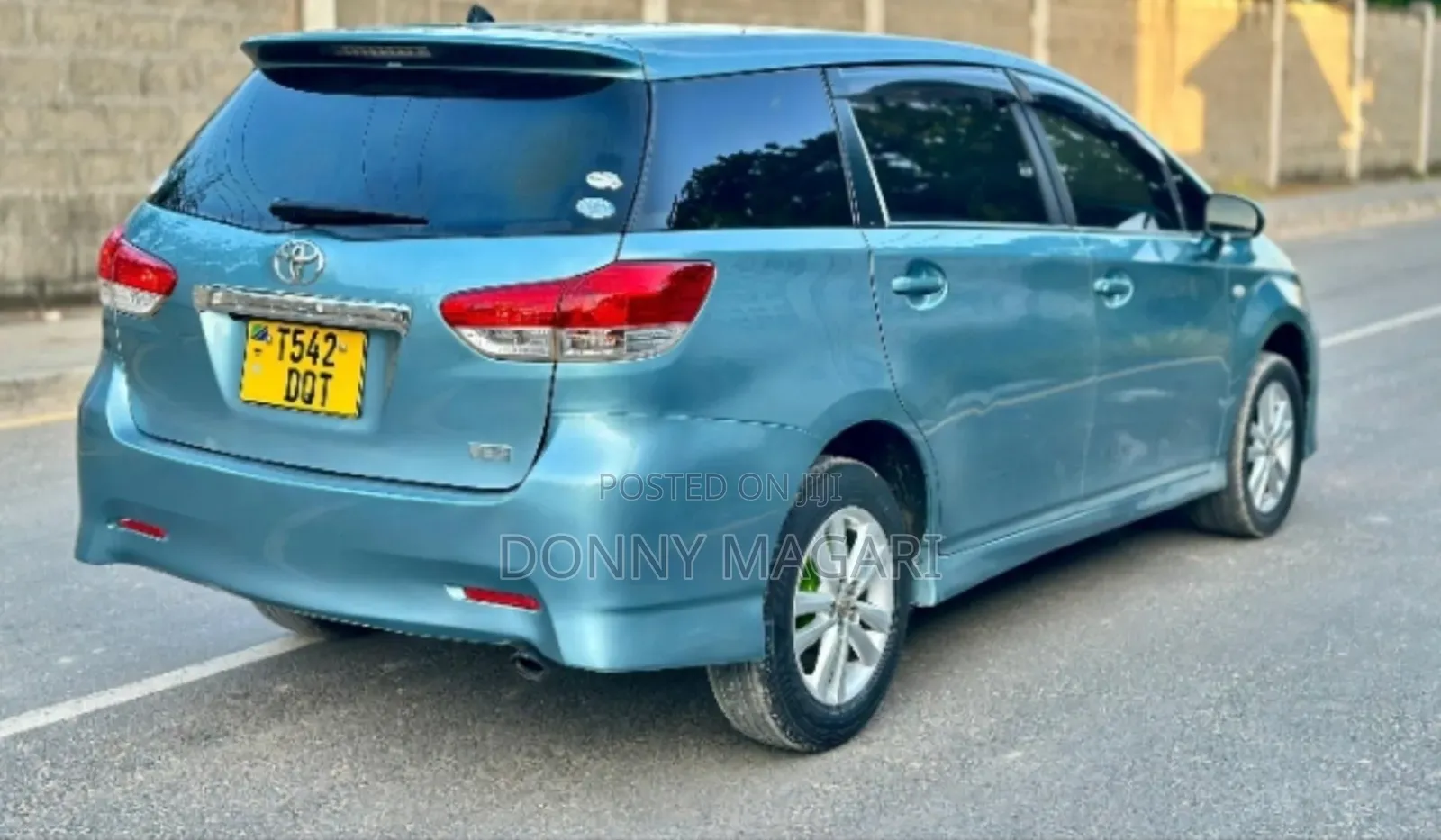 Toyota Wish 2009 Blue