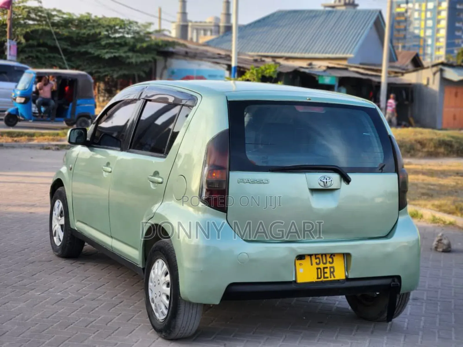 Toyota Passo 2004 Green