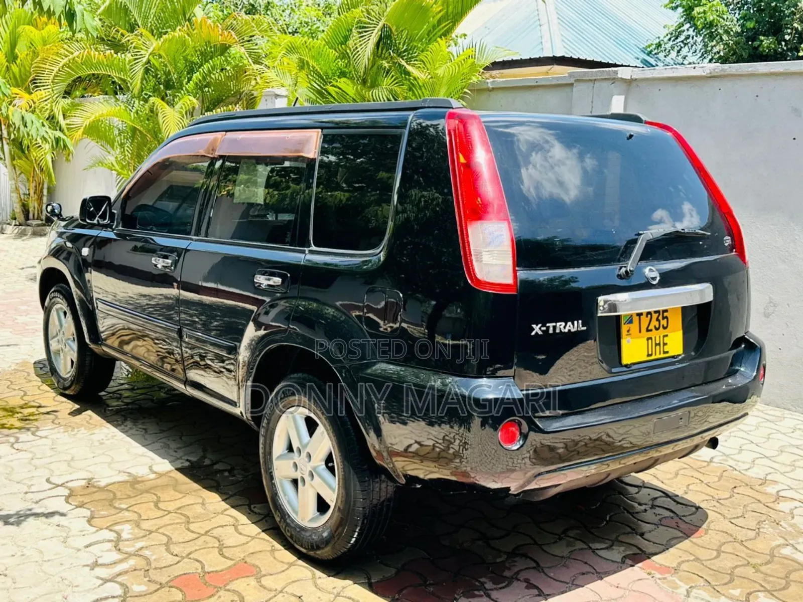 Nissan X-Trail 2010 Black