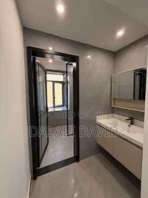 Furnished 3bdrm Apartment in Oysterbay for sale