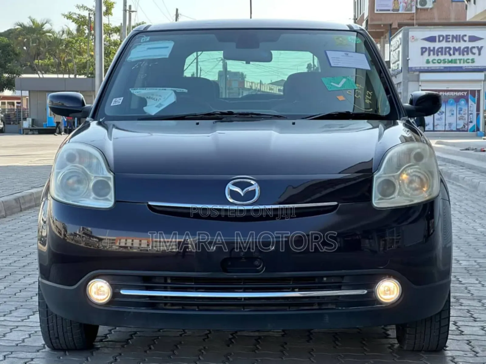 Mazda Verisa 2009 Black
