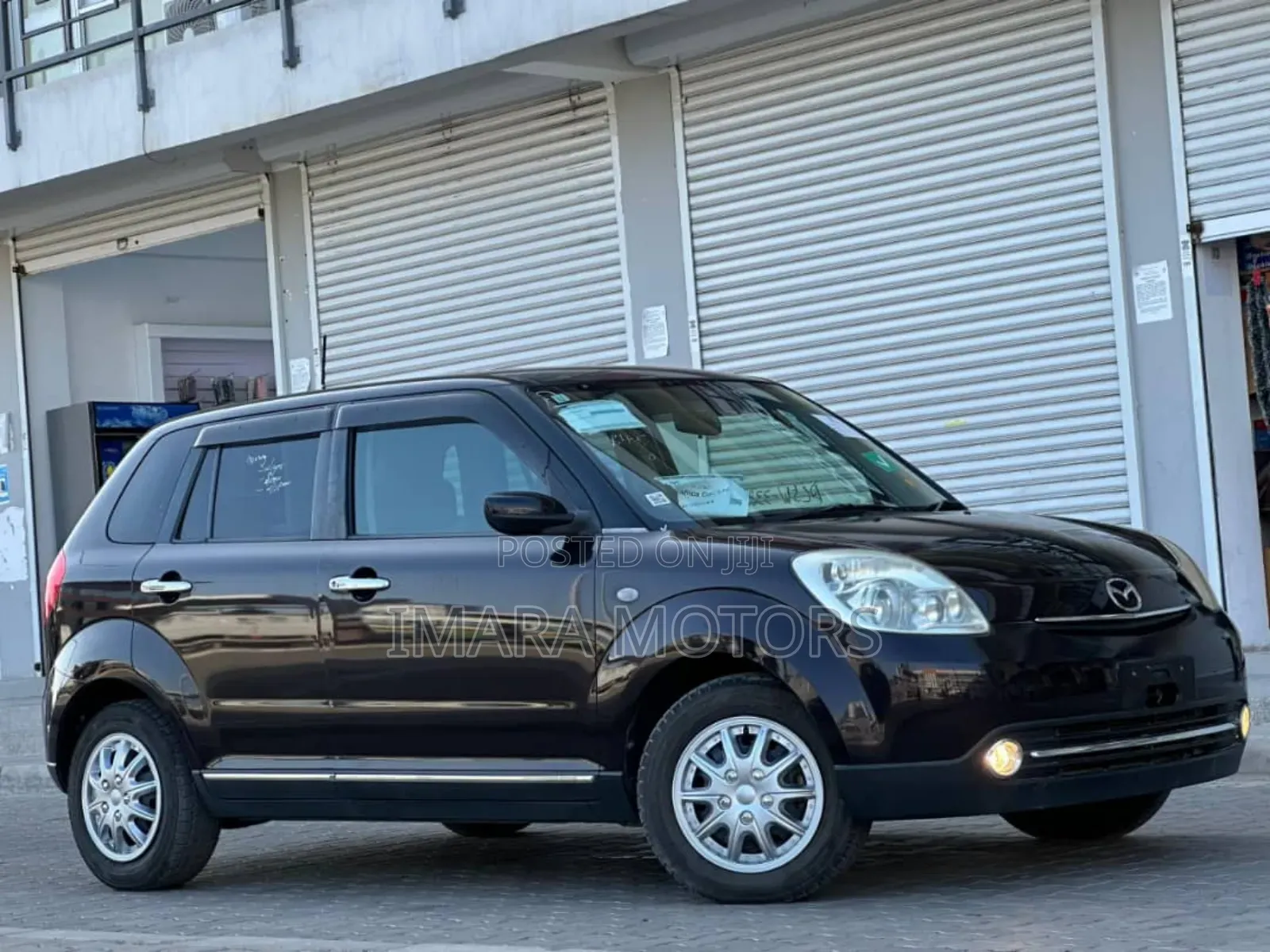Mazda Verisa 2009 Black