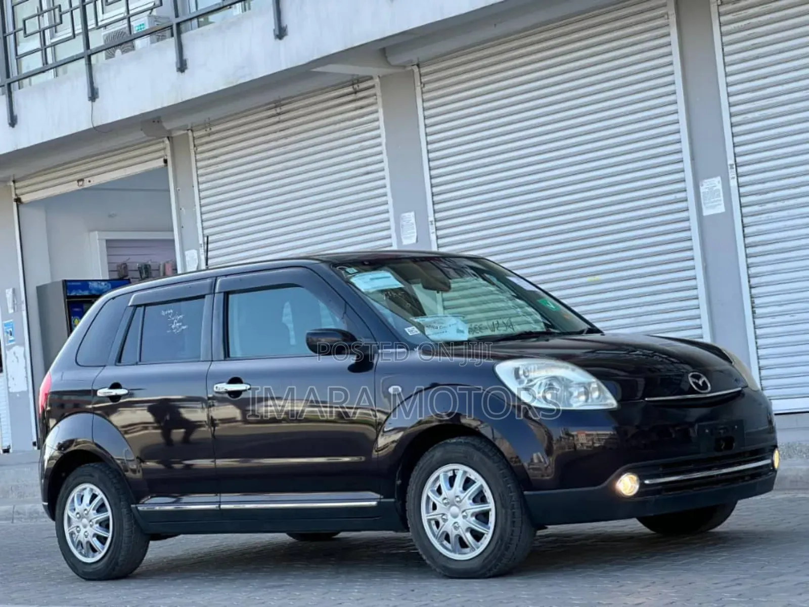 Mazda Verisa 2009 Black